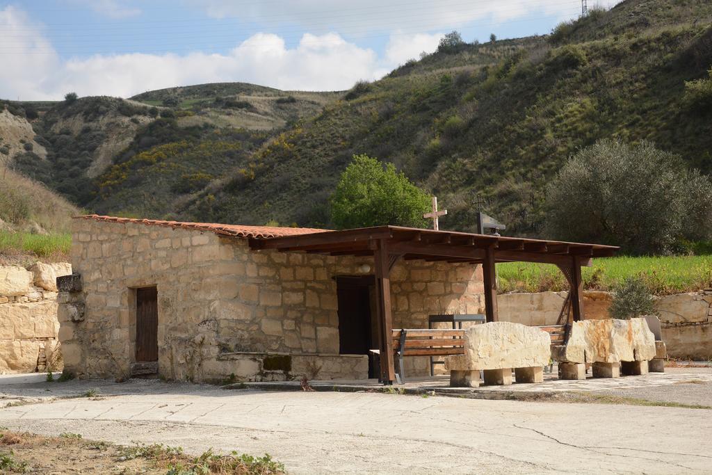 Amarakos Guesthouse Λειτουργεί Υπό Νέα Διεύθυνση Kato Akourdalia Exterior foto